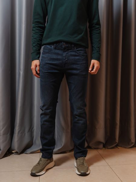 Джинсы Slim fit