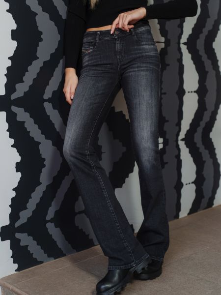 Джинсы Bootcut fit