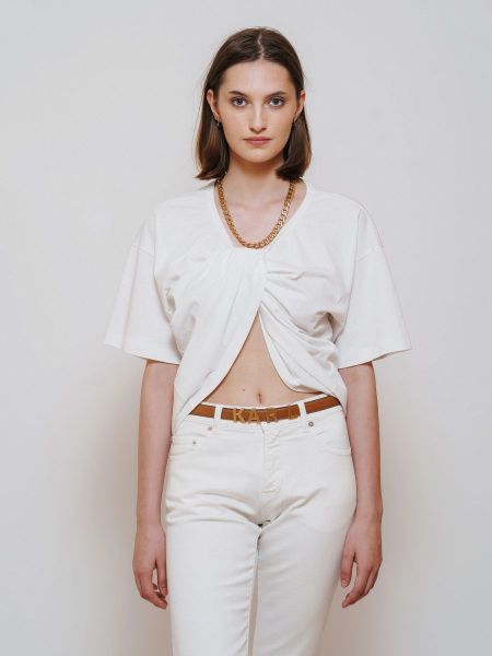 Футболка с декоративным узлом спереди