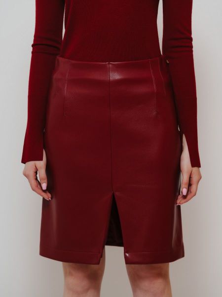 Юбка с разрезом спереди