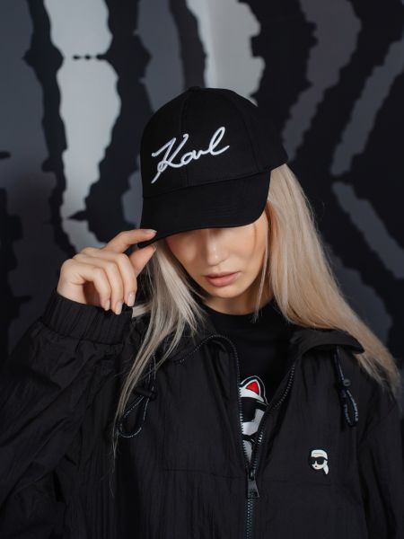 Бейсболка с логотипом KARL