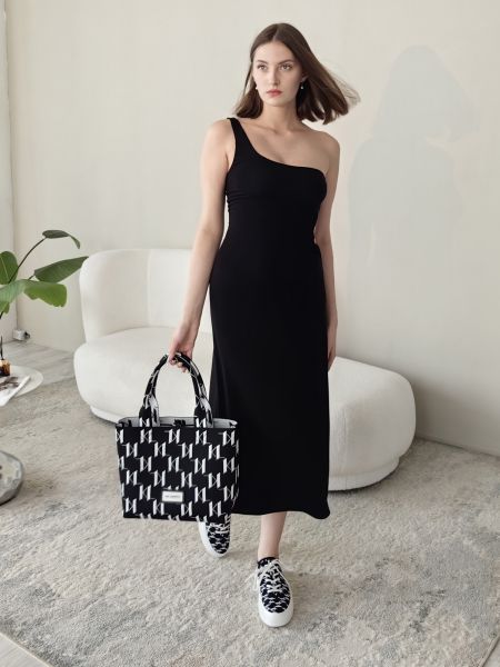 Пляжное платье на одно плечо с логотипом