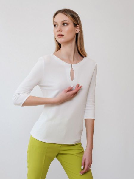 Топ из вискозы с рукавами 3/4