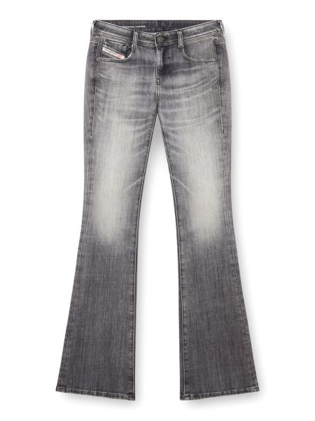 Джинсы Slim fit